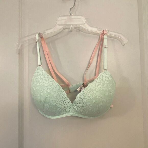 Victoria’s Secret bra padded no wire bra size 36D - Picture 3 of 9